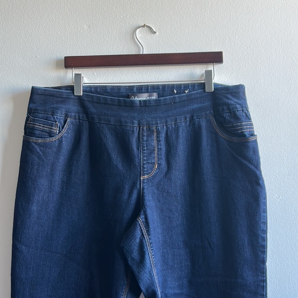 Reitmans Jeans Size 18 - Picture 2 of 7